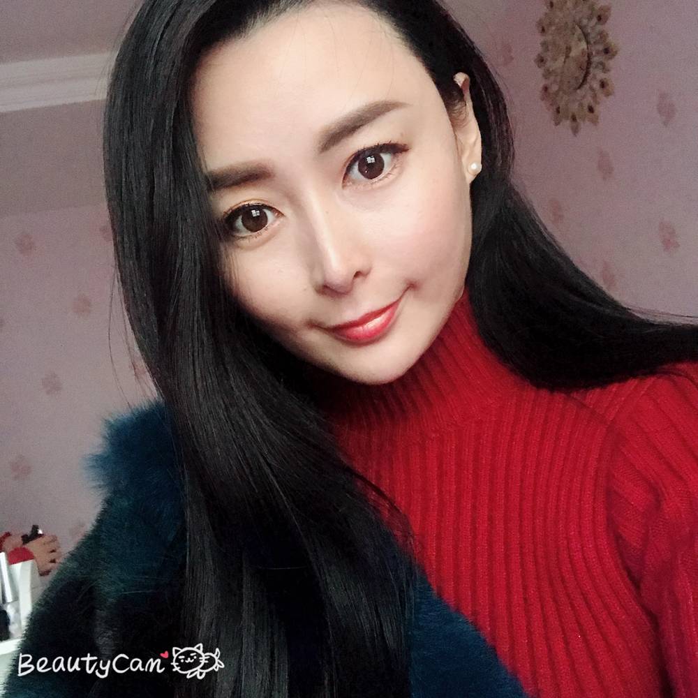 明媚火的照片