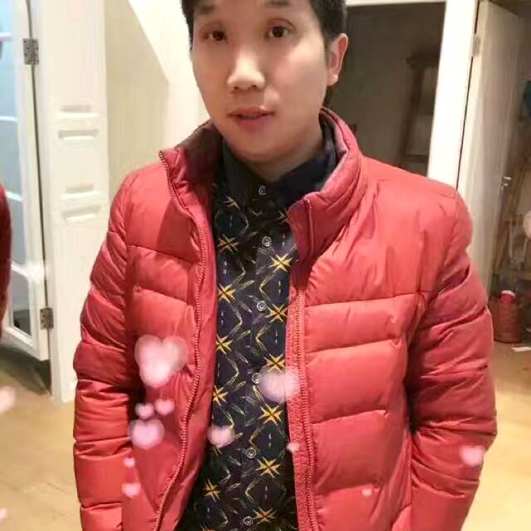 顺利巨人的照片