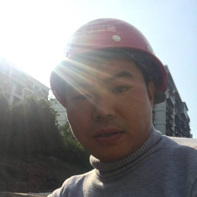 罗建毅的照片