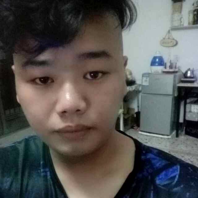绍宇的照片