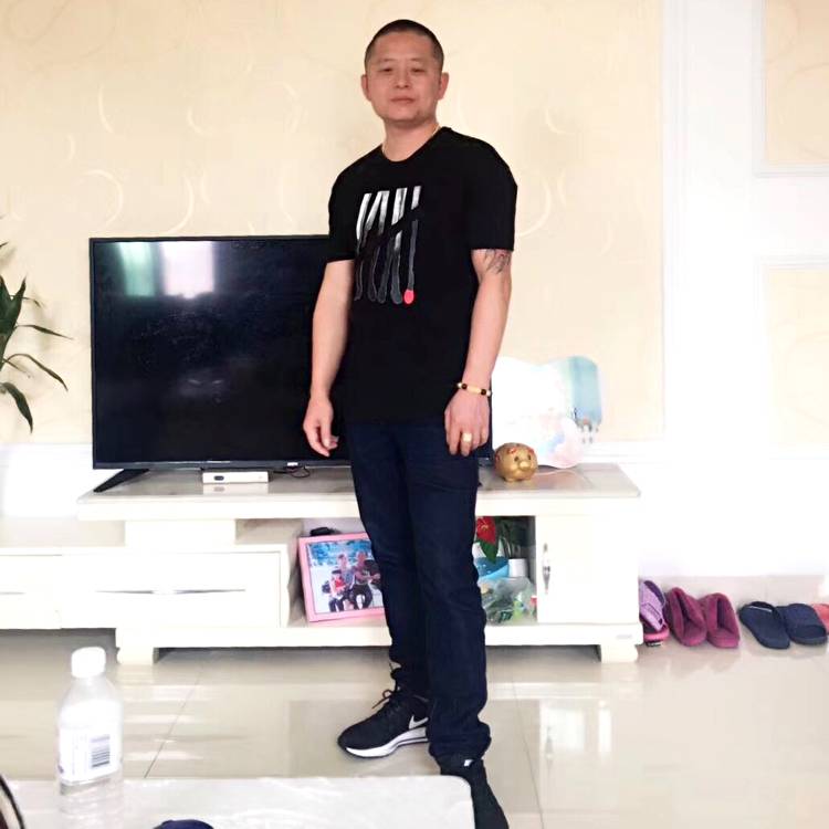 友好裙子的照片