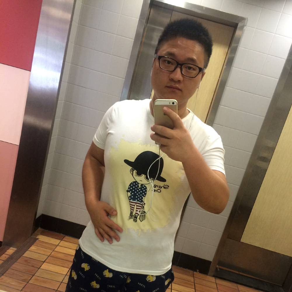 蓝洛的照片