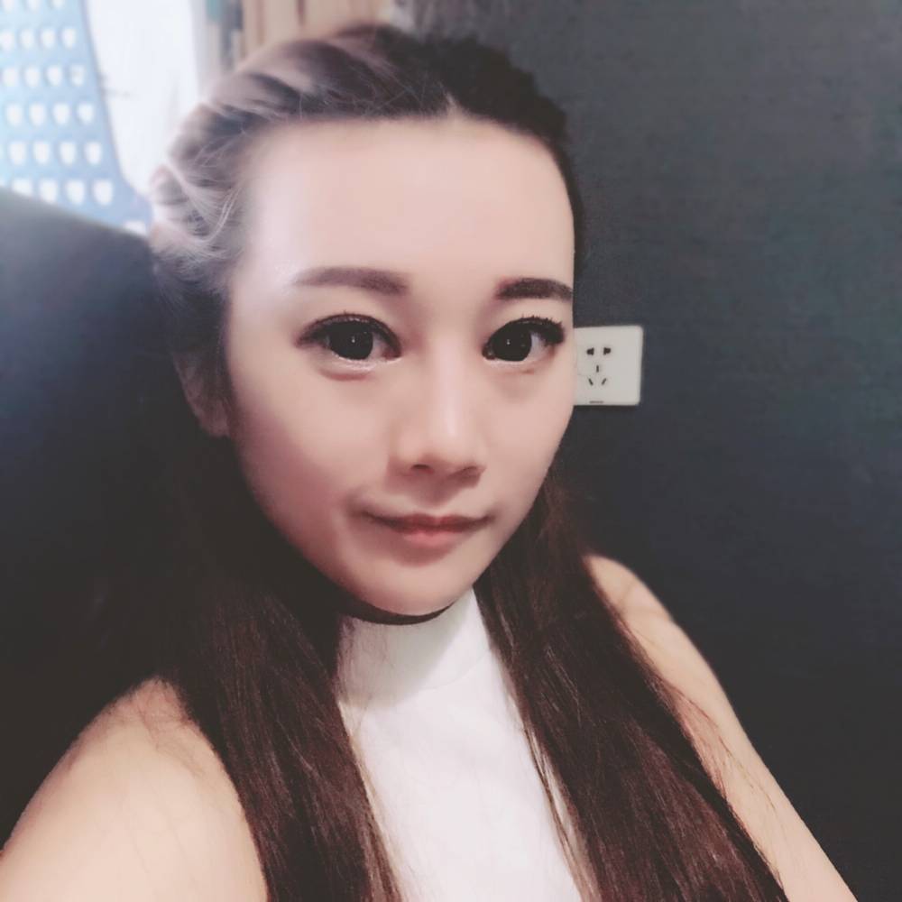 无奈云朵的照片