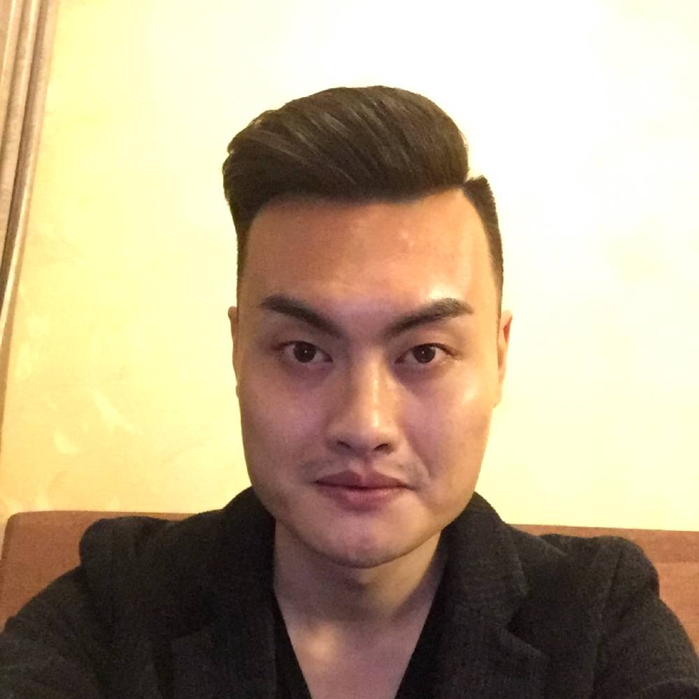 凯文的照片