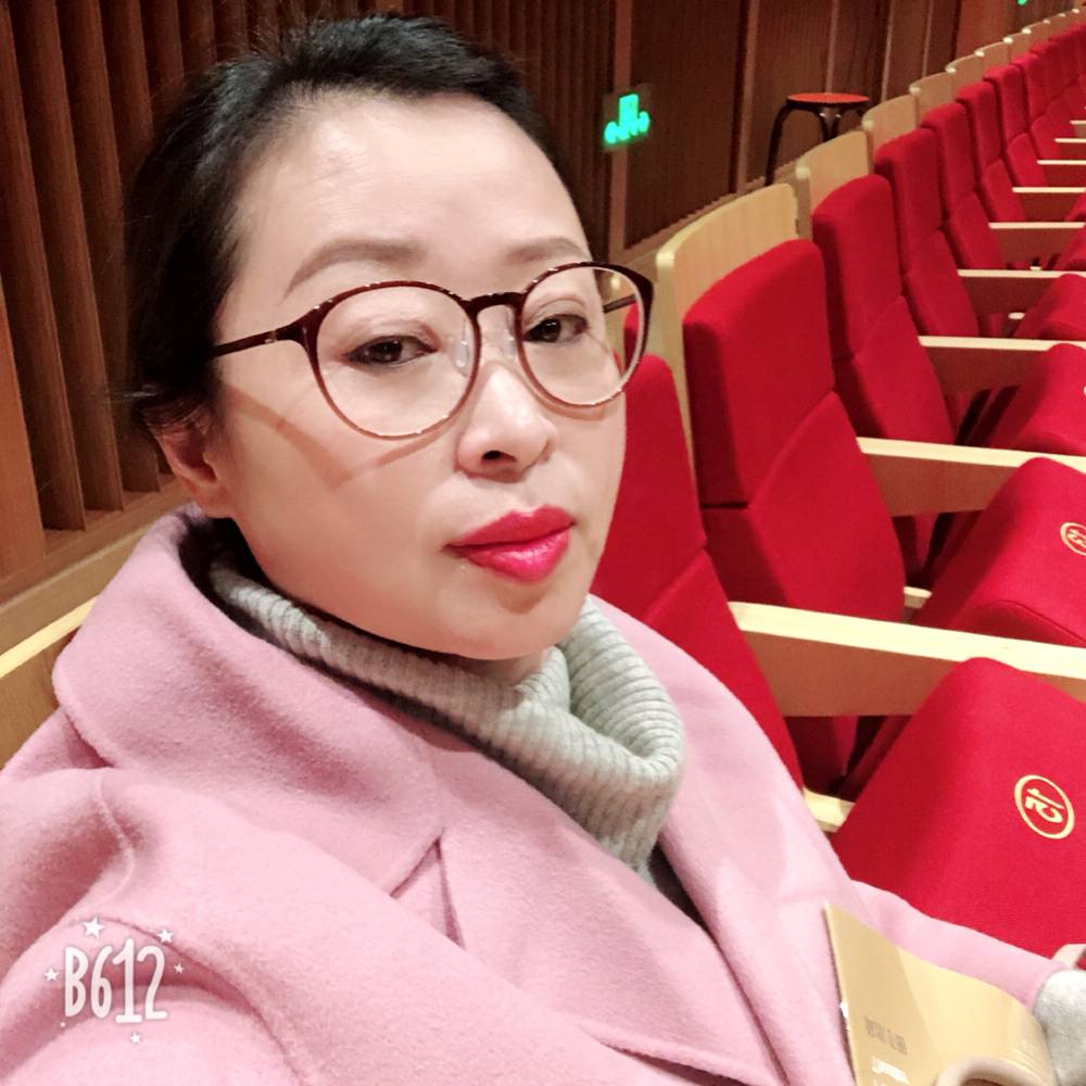 明理发夹的照片