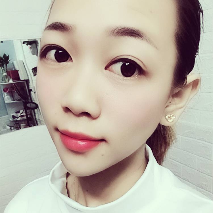 飘逸苗条的照片