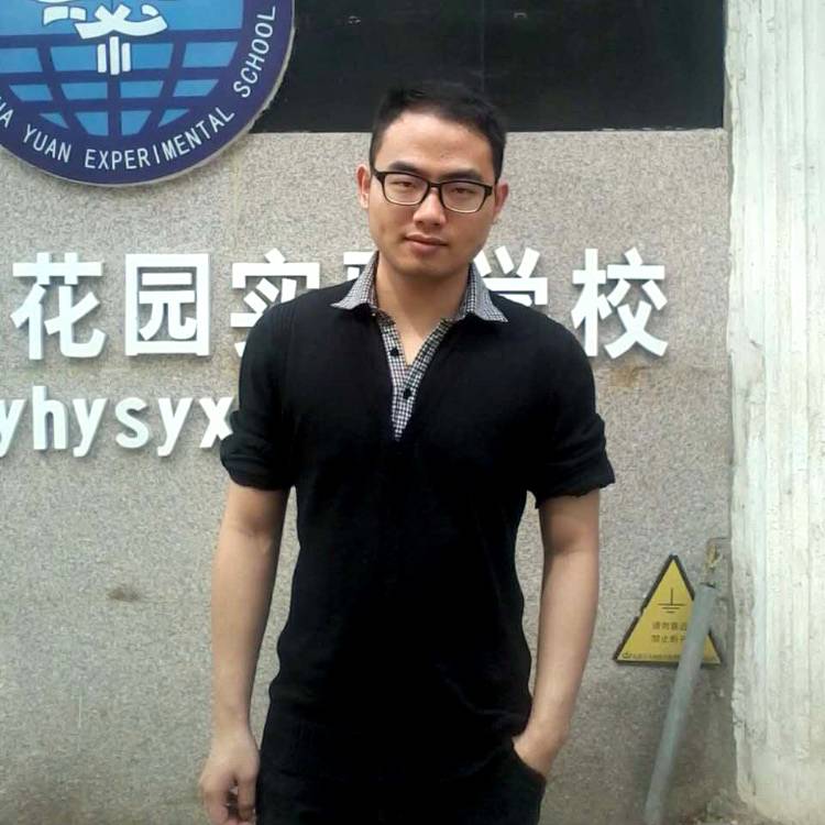 锅先森丶的照片