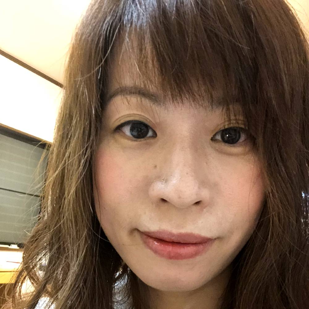 仁爱笑靥的照片