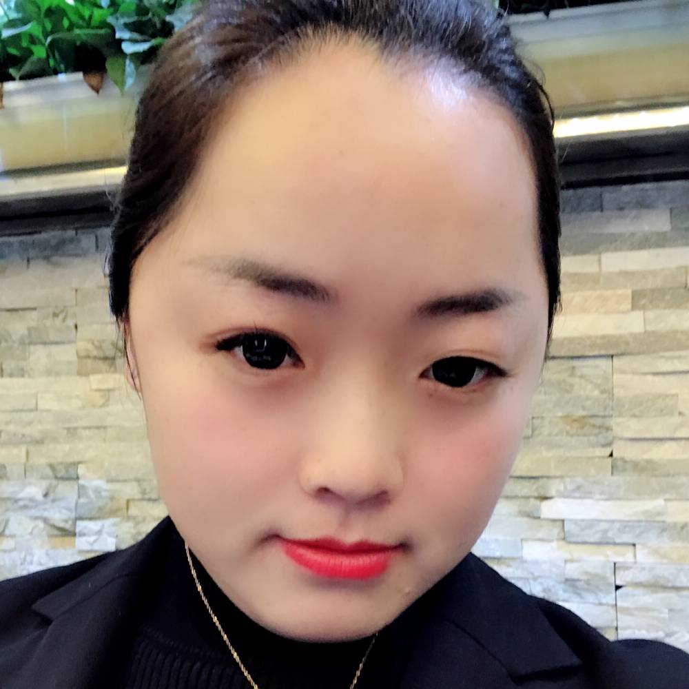吴佩1的照片