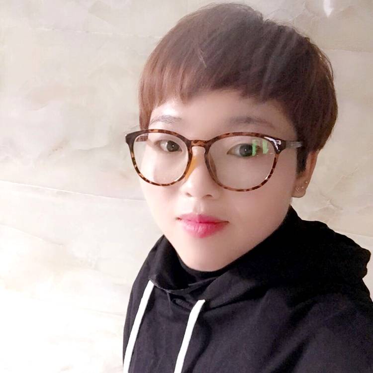 傻乎乎爱笑的熊二的照片