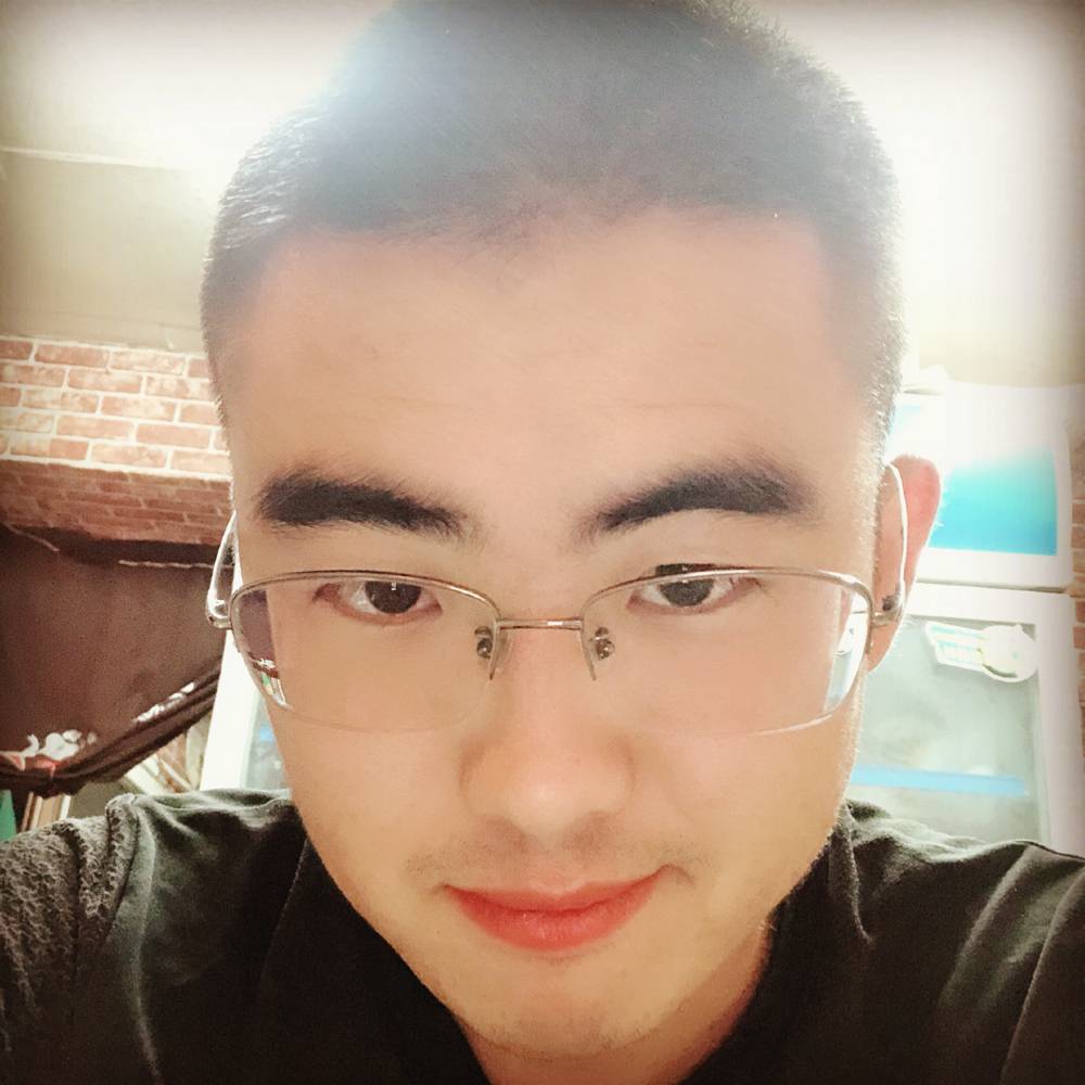 天山绝壁的照片