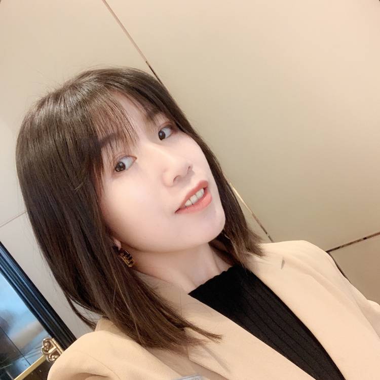 大黄鸭的照片
