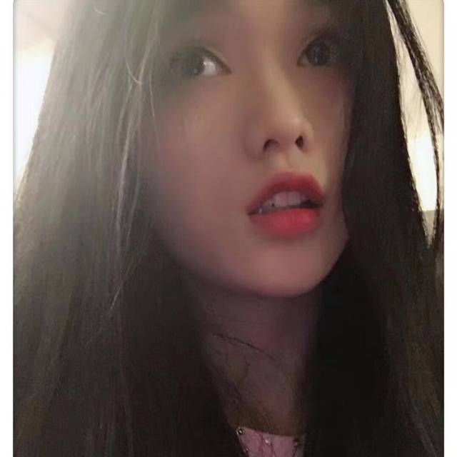 单身美女嘞的照片