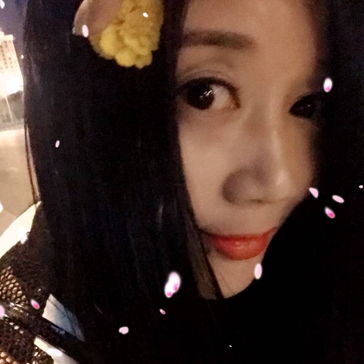 美妞的姐姐的照片