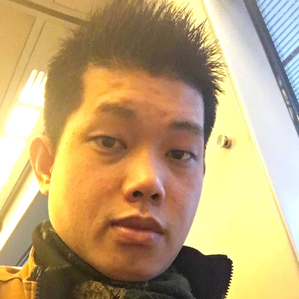 笔尖的徘徊的照片
