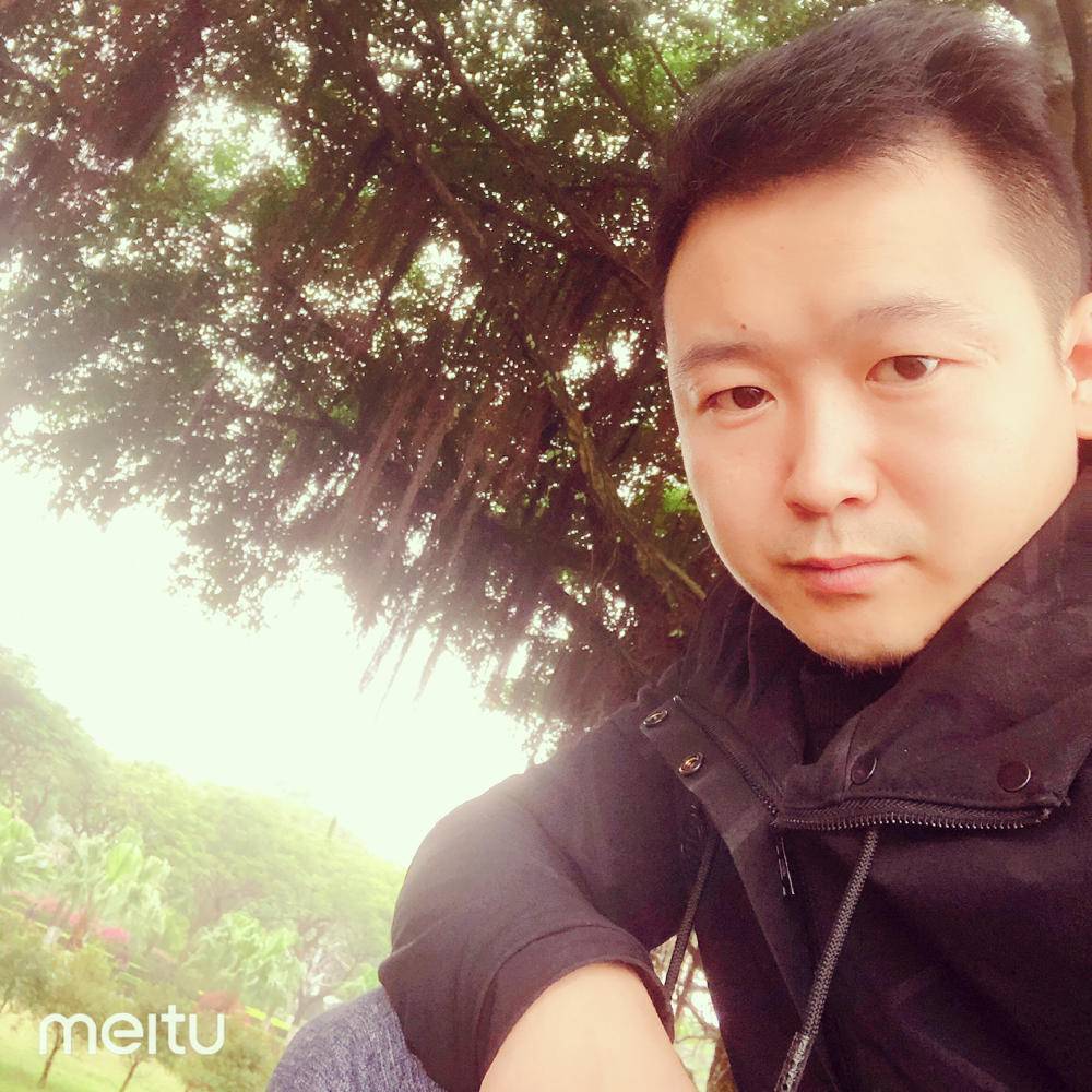 山沟沟里的奥特曼的照片