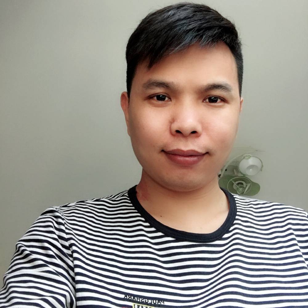 小刘哥哥的照片