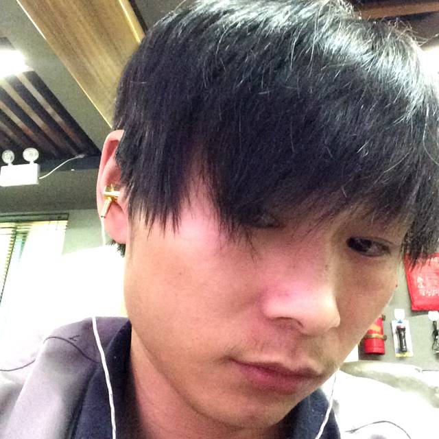 孤独的小草~的照片