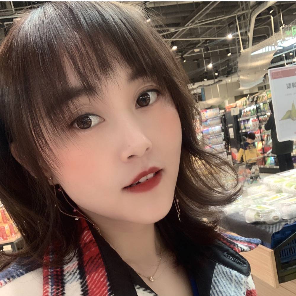 俏皮青的照片