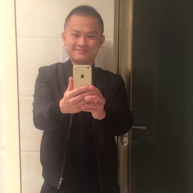 啊哦哦坚的照片