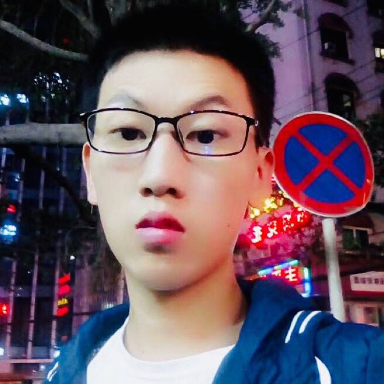 q2416733的照片