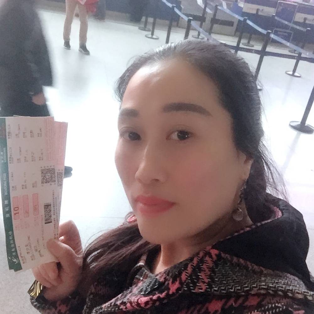 蔷薇花开的季节的照片