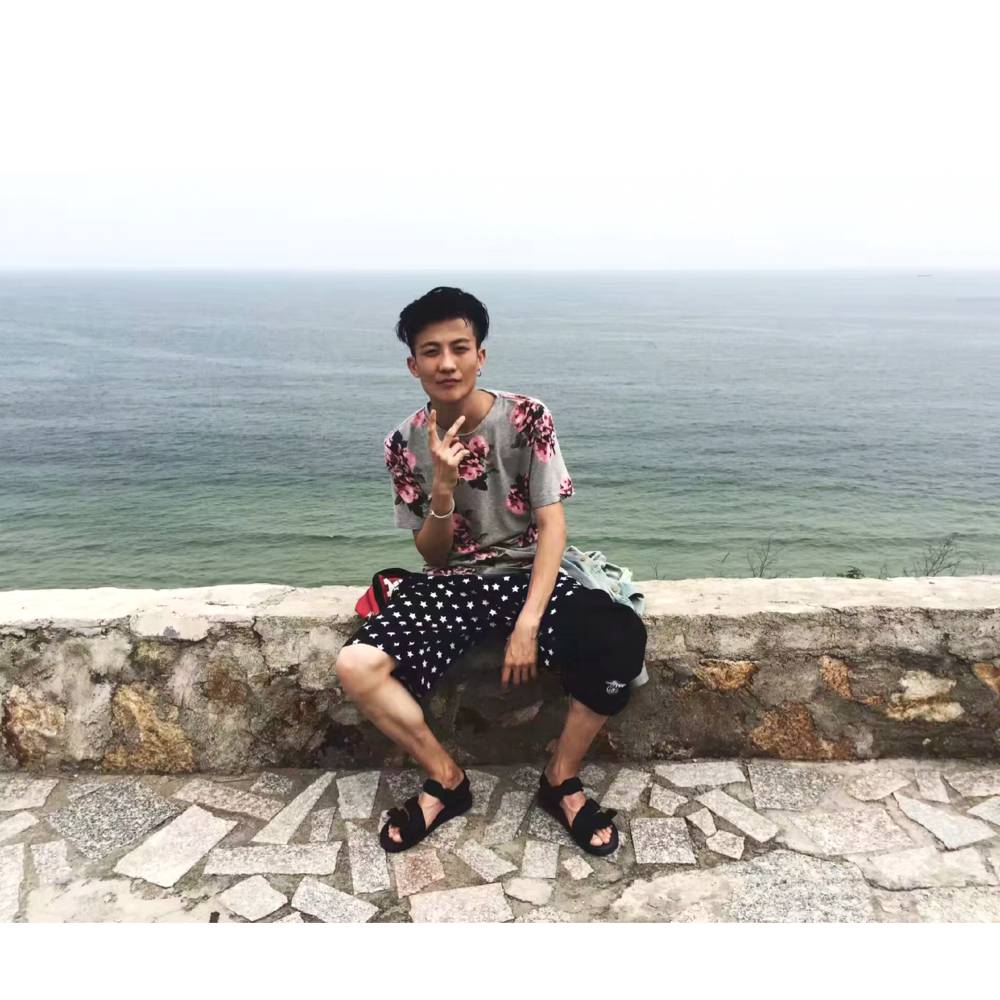 野格的照片