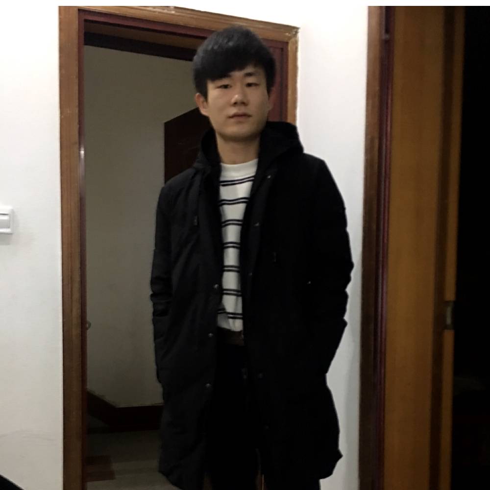 单身帅哥。的照片