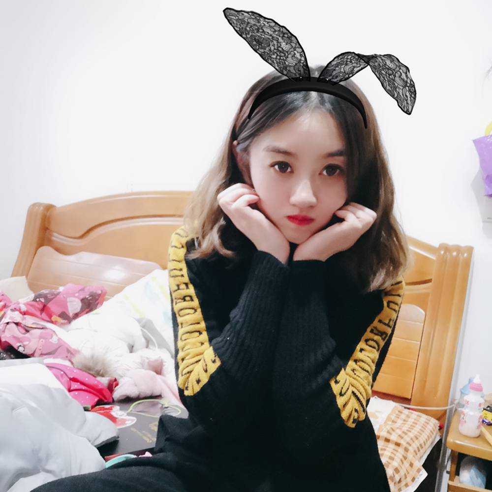 李怡诺的照片
