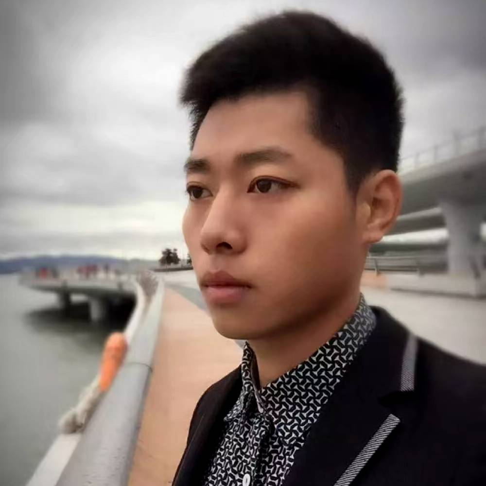 哦哭咯的照片
