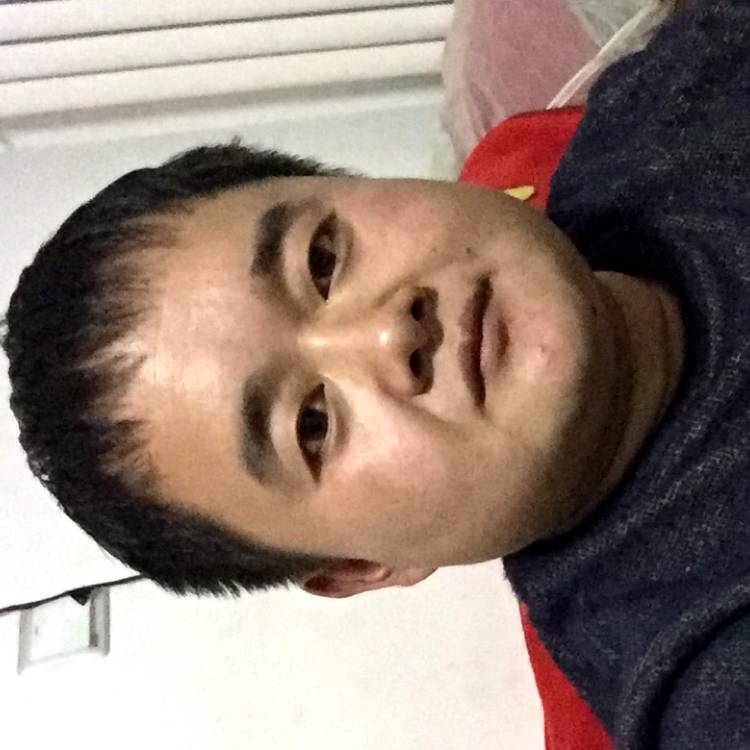 高建伟的照片