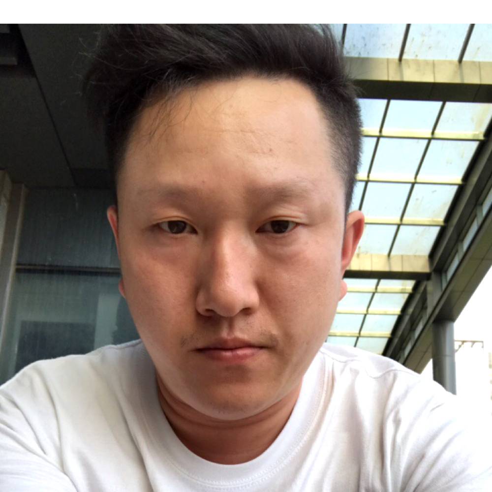 立伟邢的照片