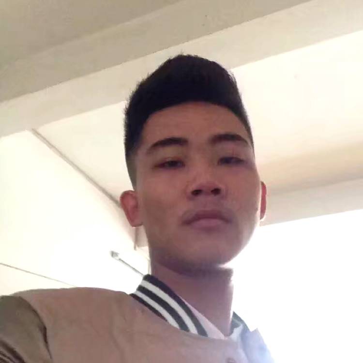 缓慢笑戒指的照片