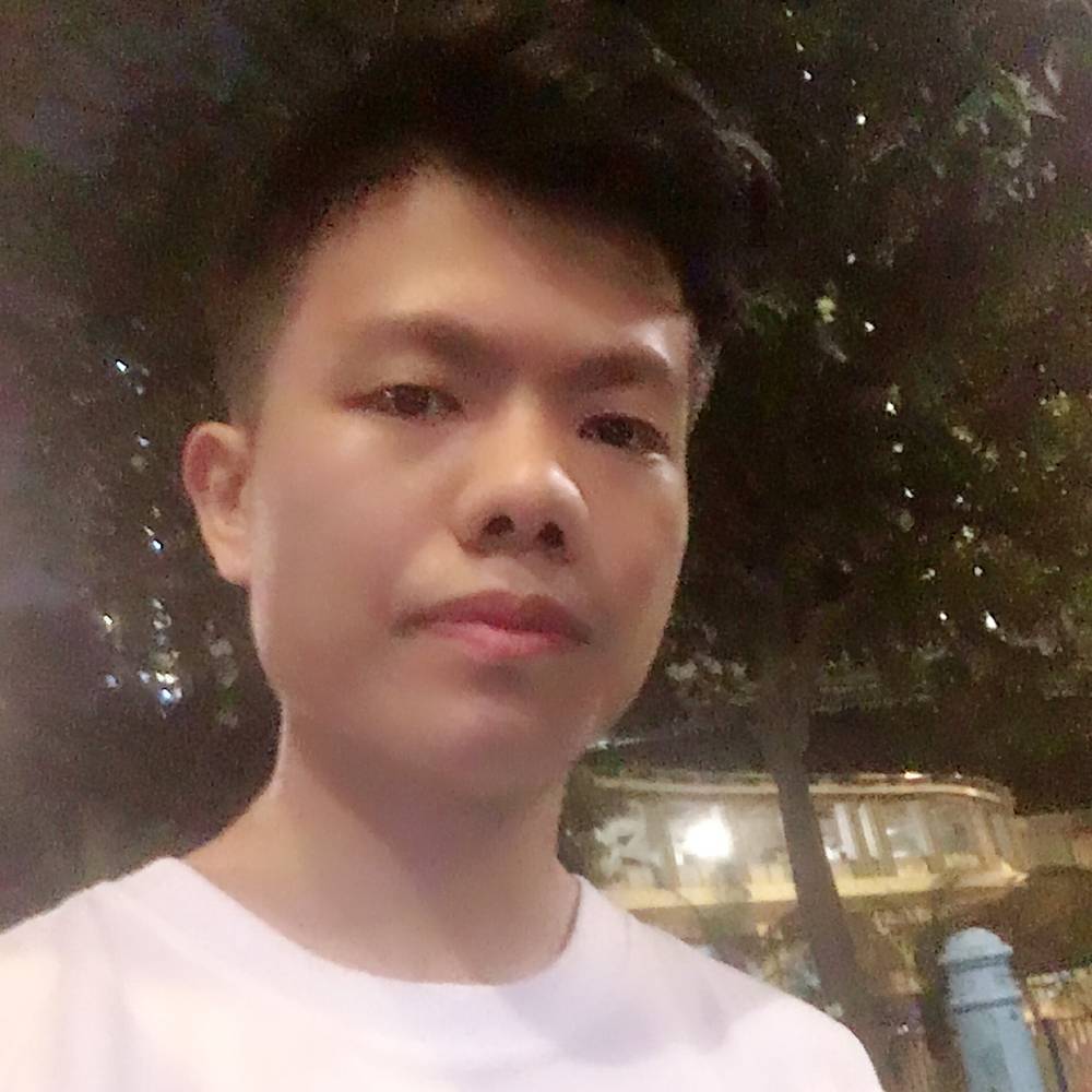 秋颜倾心冷静的照片