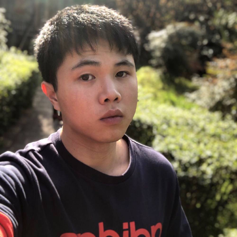 星星帅气的照片