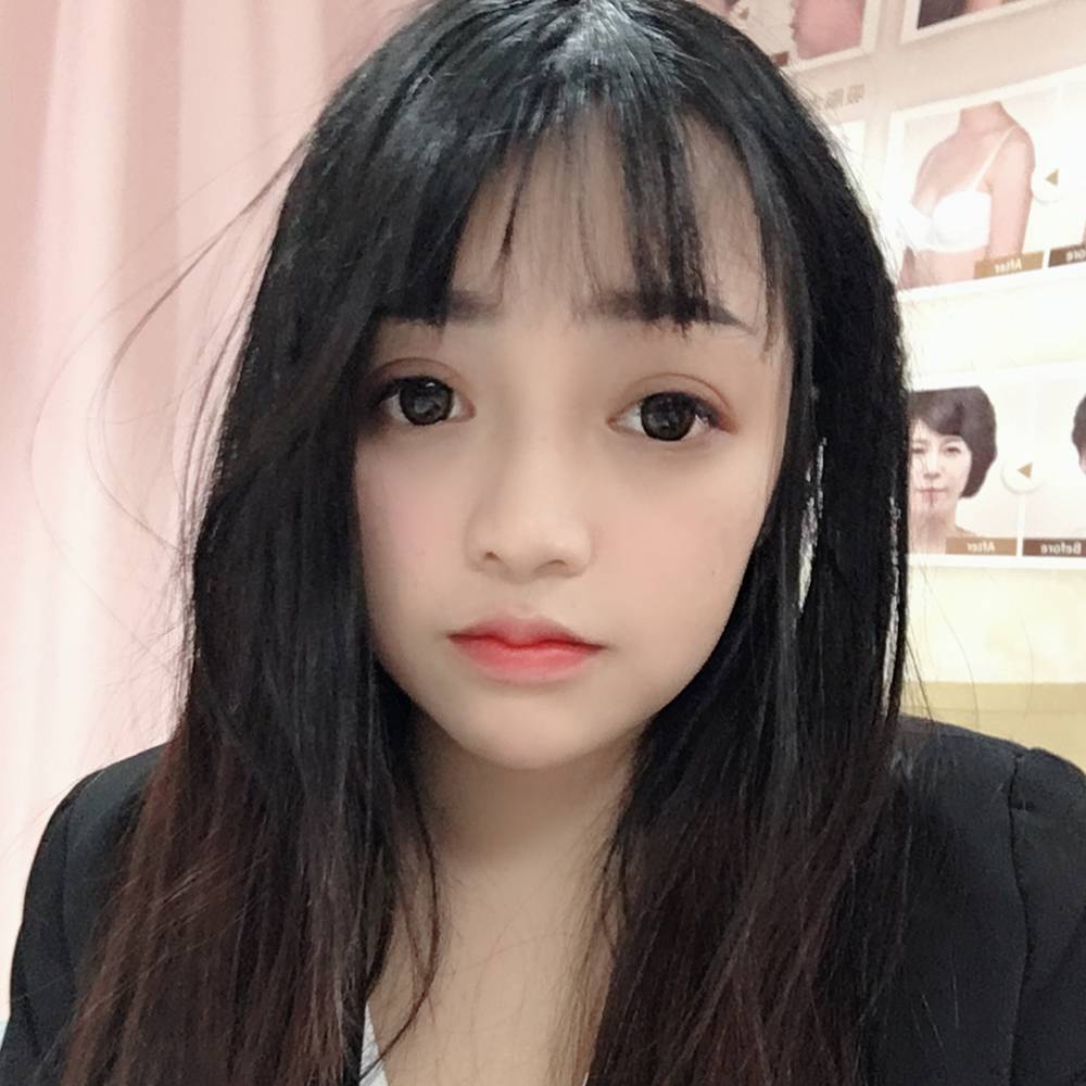 可爱凝眸灯泡的照片