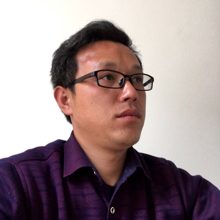 沧澜英俊的照片