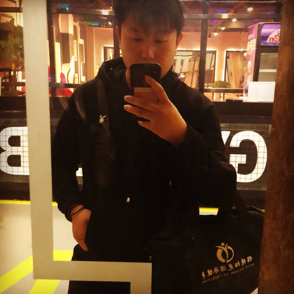 青衫。的照片