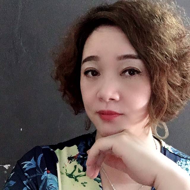 妖娆等待大叔的照片