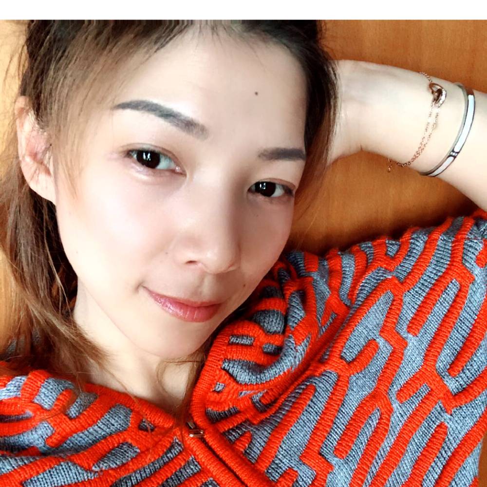 项链向眯眯眼的照片