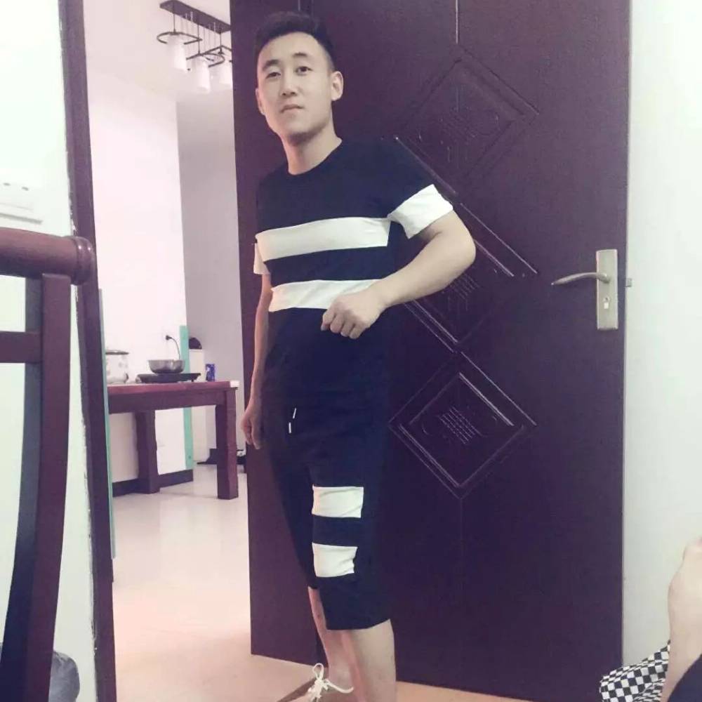 复杂回首万宝路的照片