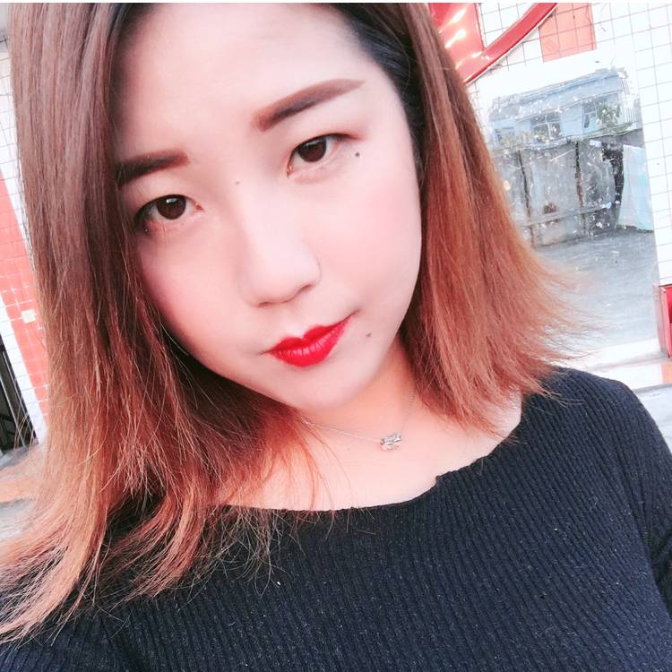 浅灰色的照片