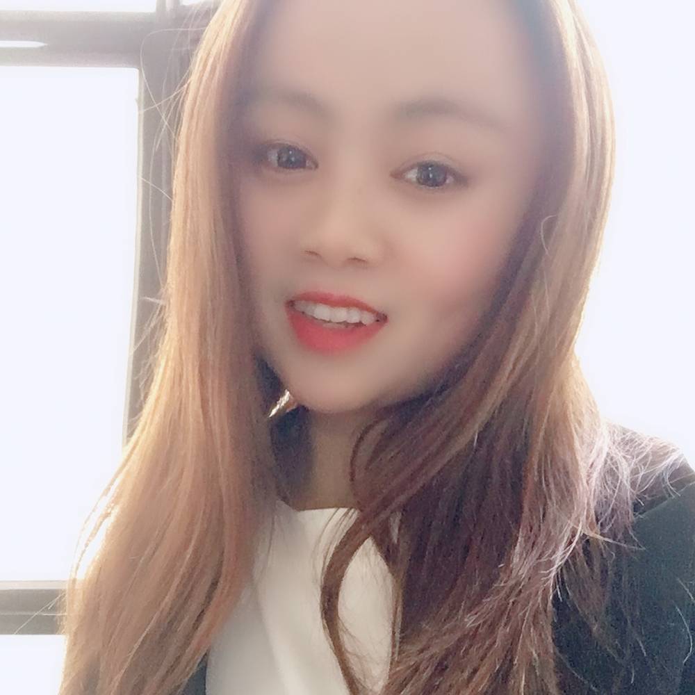 小熊猫挽手忐忑的照片