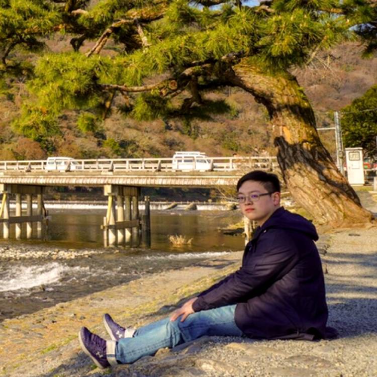 浮生梦荒凉的照片
