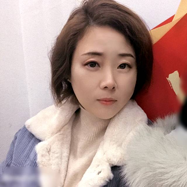 尹斓的照片
