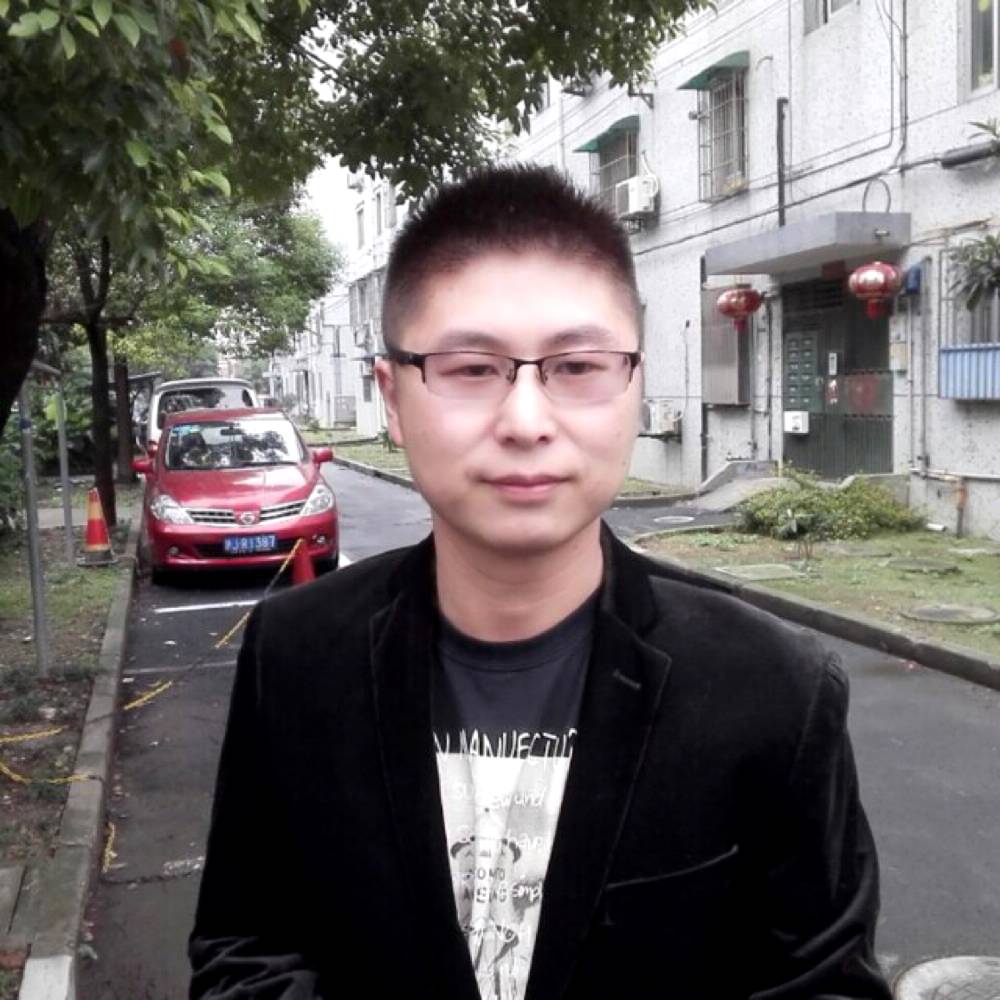 莫闲子的照片