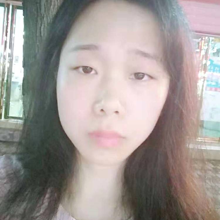 alla的照片
