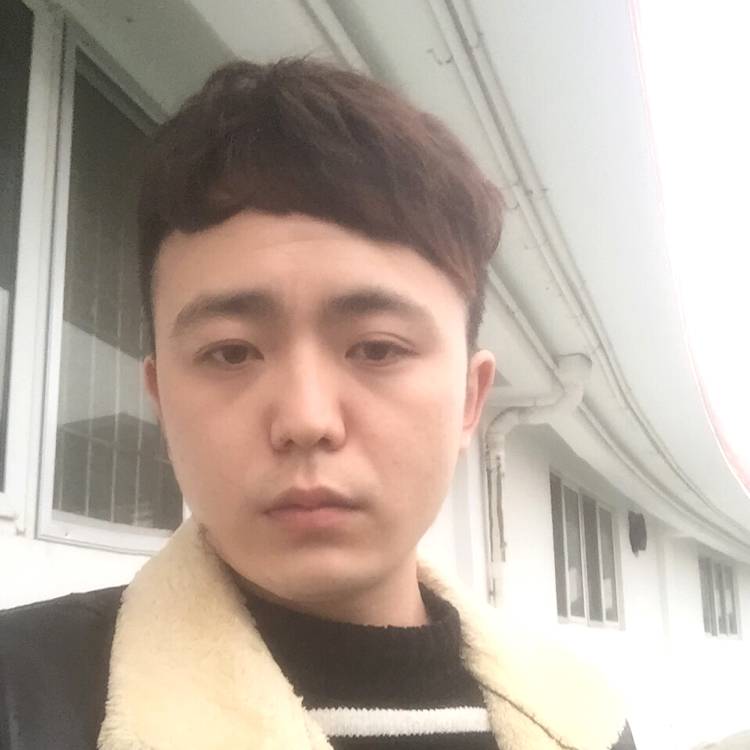 明理泪了柚子的照片