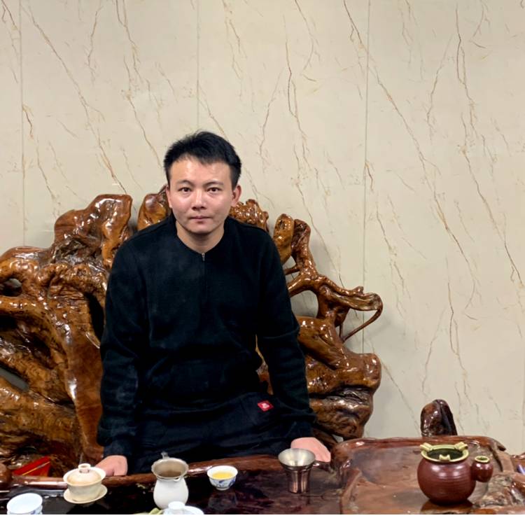 昵称加载中...的照片