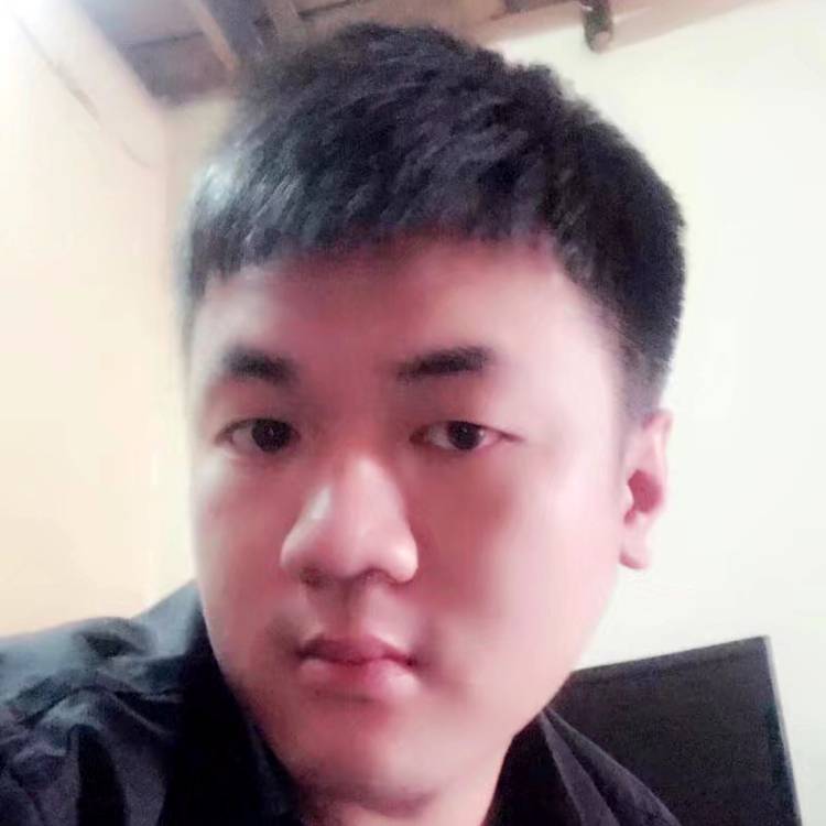 空白4年的照片